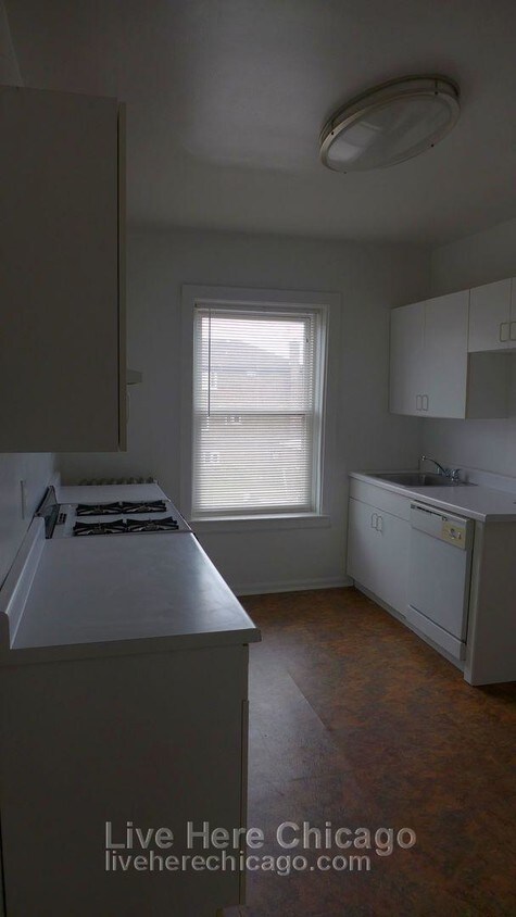 Primary Photo - 4810 N Linder Ave