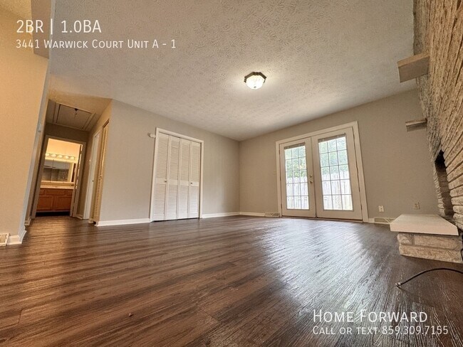 Building Photo - 3441 Warwick Ct