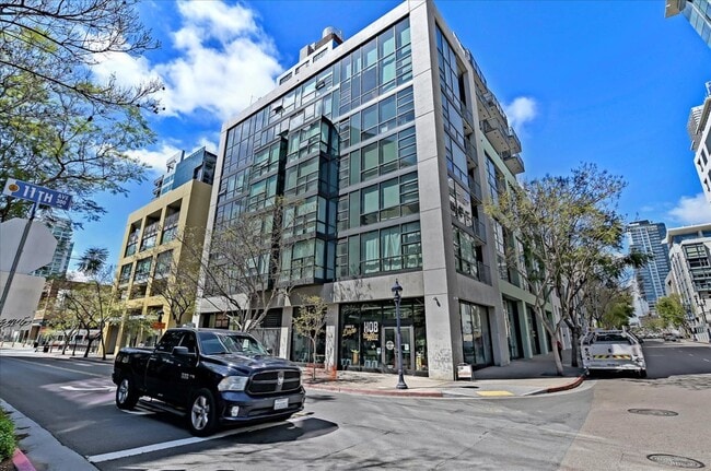 Foto del edificio - 350 11th Ave