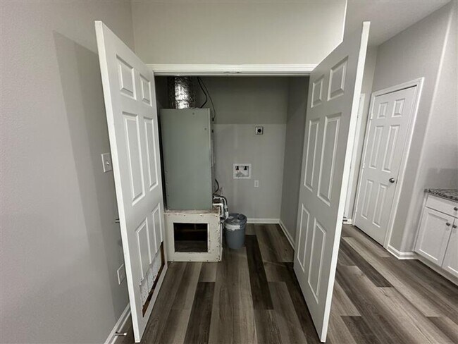 Foto del edificio - 11682 State Hwy 64