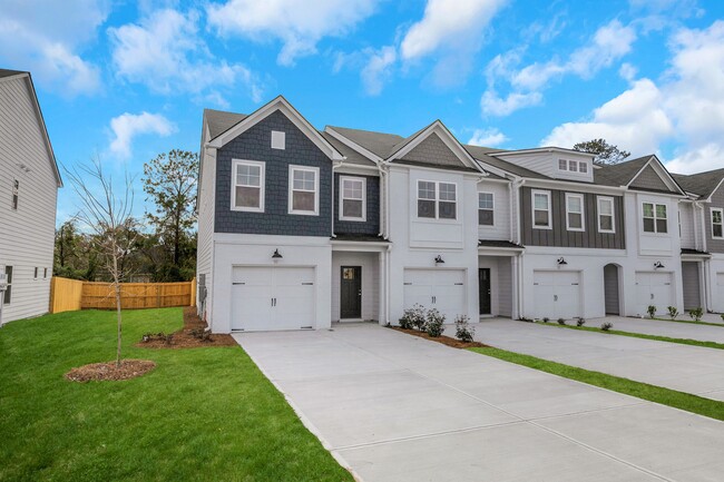 Building Photo - Southport