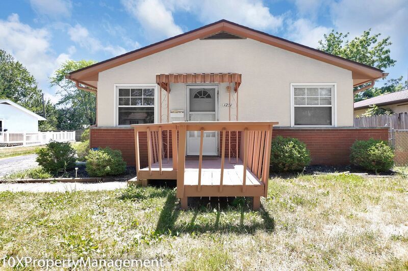 Primary Photo - 1251-1253 Chesterton Lane