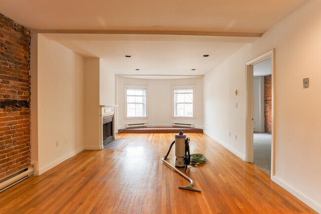 Foto del edificio - 1750 Washington St