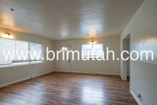 Foto del edificio - 3738 S 700 E