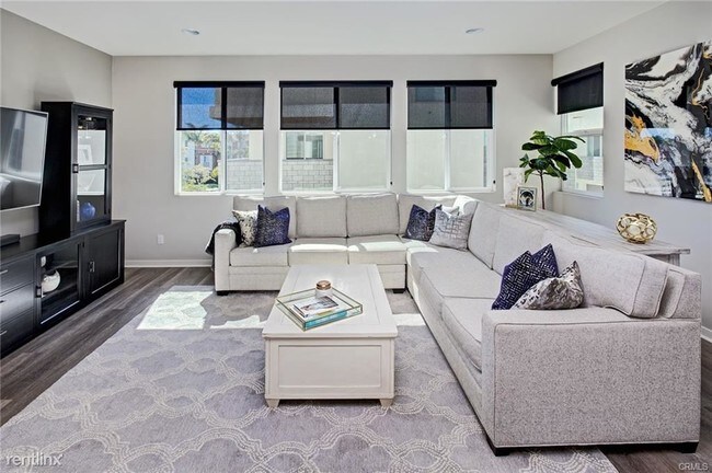Foto del edificio - 3 br, 3 bath House - 621 W 17th St