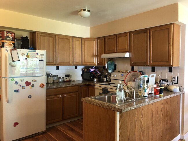 Foto del edificio - 4161 Woodcreek Ln