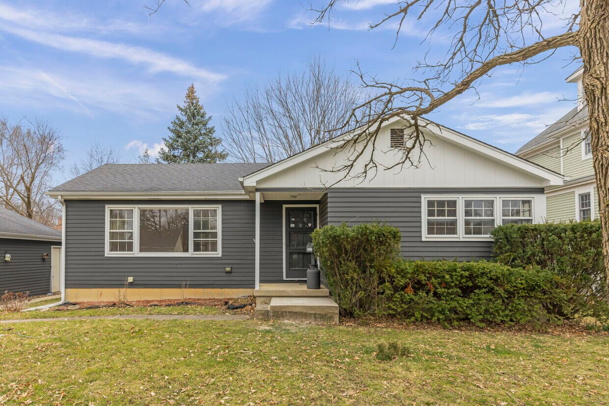 Foto principal - 721 W Jefferson Ave