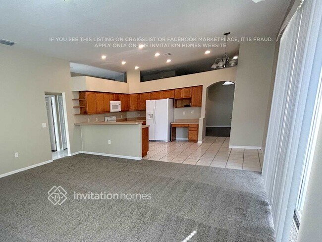 Foto del edificio - 2214 Glen Mist Dr