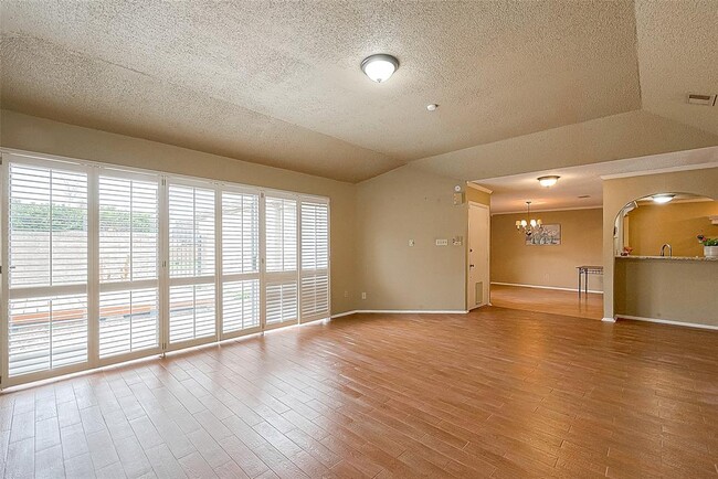 Photo - 14947 Heritage Wood Dr Apartment