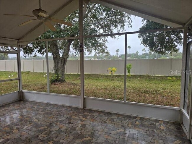 Foto del edificio - 18002 Birdwater Dr