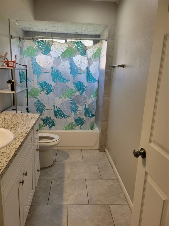 Foto del edificio - 4403 Lost Spring Dr