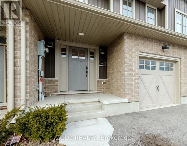 Photo du bâtiment - 9 Charter Creek Ct