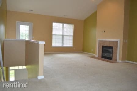 Building Photo - 2 br, 2 bath Condo - 2413 Knollwood Dr