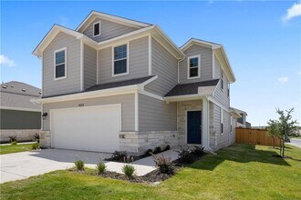 Building Photo - 100 Drifter Ln
