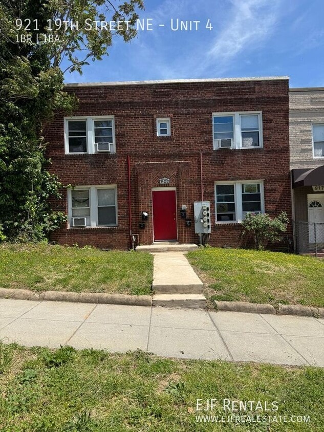 Photo - 921 19th Street NE-Unit 4