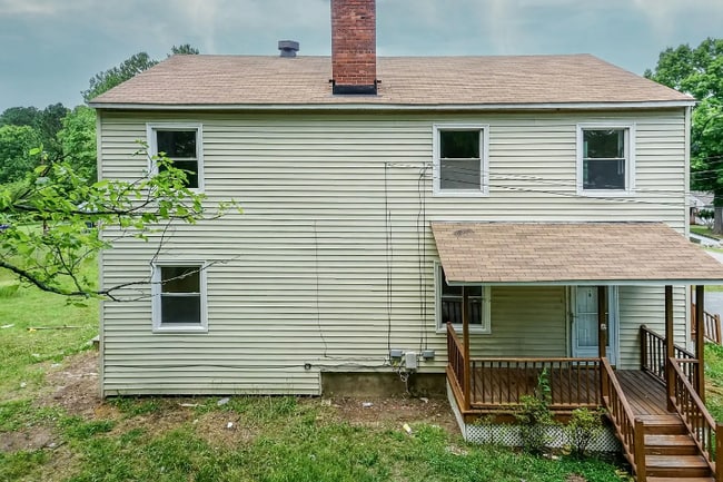 Building Photo - 303 22nd St