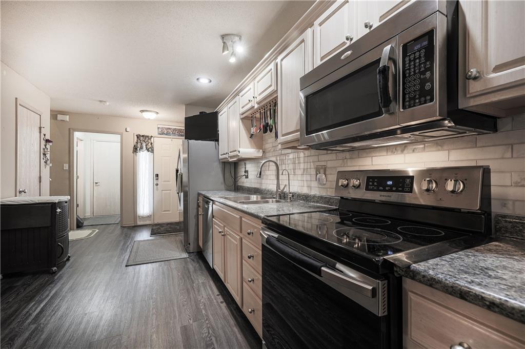 Foto principal - 2211 SW Rambling Vine Rd