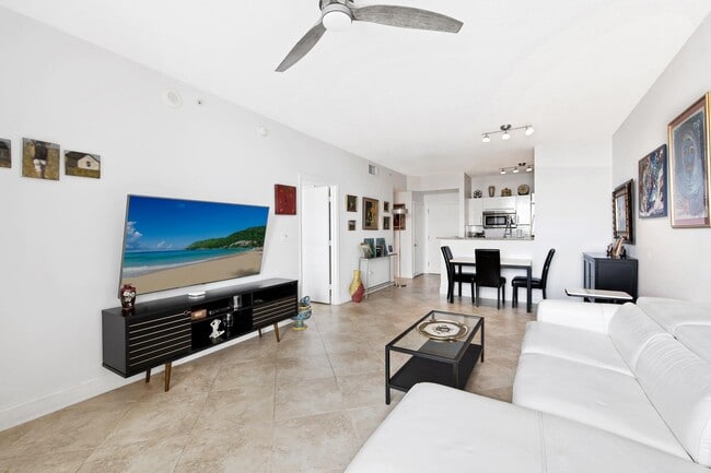 Building Photo - 550 Okeechobee Blvd