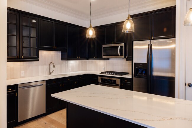 Foto del edificio - 3635 E Paces Cir