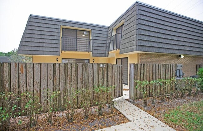 Foto del edificio - 1917 19th Way