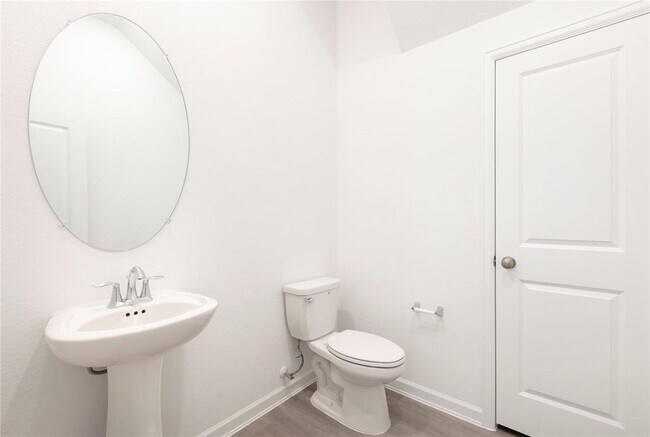 Building Photo - 4059 Champlain Wy