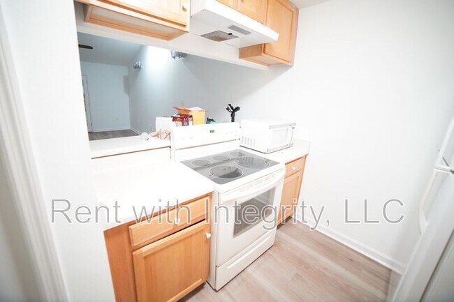 Foto del edificio - 1272 Cross Creek Cir