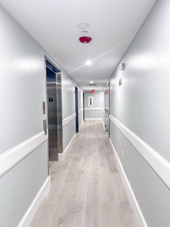 Foto del edificio - 734 Dudley St