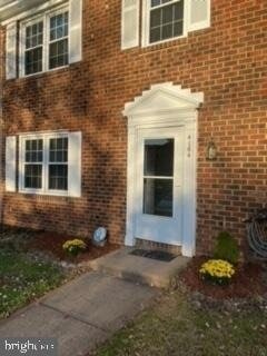 Building Photo - 4164 Hamlin Ct