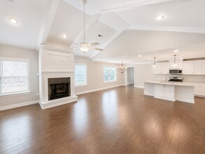 Building Photo - 15521 Ironcrest Dr NW