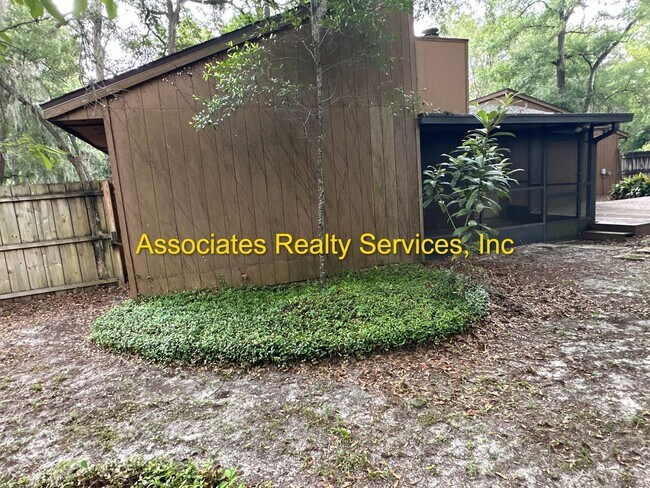 Building Photo - Single Family home in The Woodland in SW G...