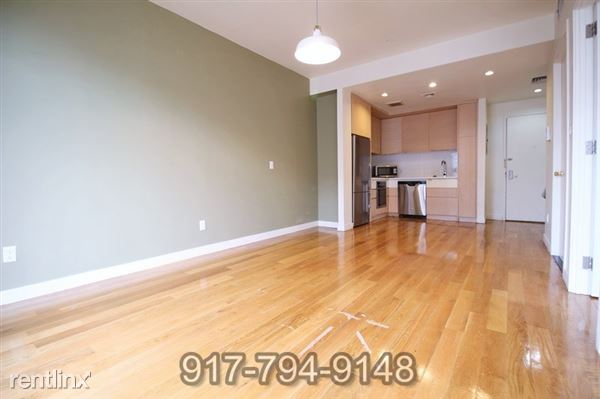 Building Photo - 554 Lafayette Ave