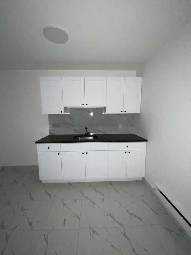 Foto del edificio - 25 Riverview Pl