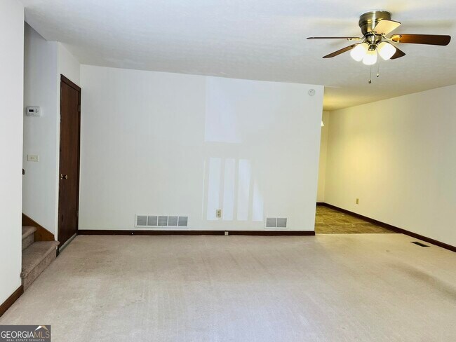Building Photo - 524 Millard Farmer Rd