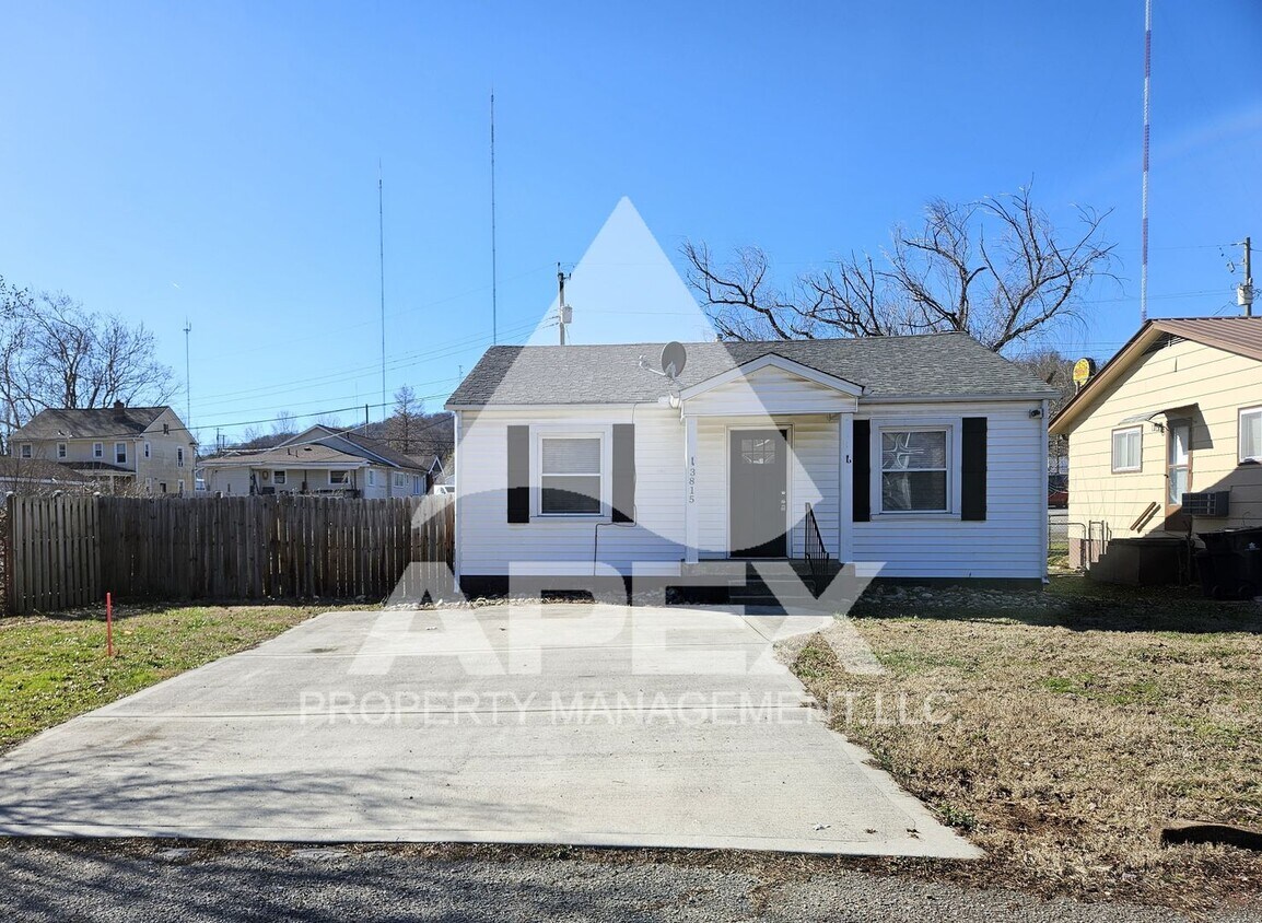 Primary Photo - Craftsman Style 2 Bd 1- Ba Single Family H...