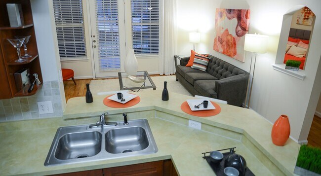Building Photo - Your Dream Home! – Style, Comfort & Luxury...