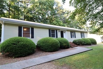 Building Photo - 6116 Deerwood Pl