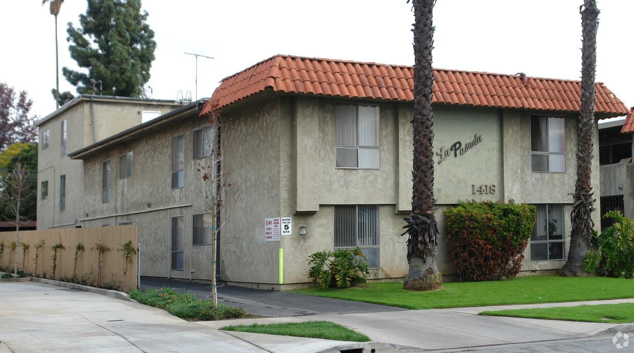 Primary Photo - 1418-1422 Bank St