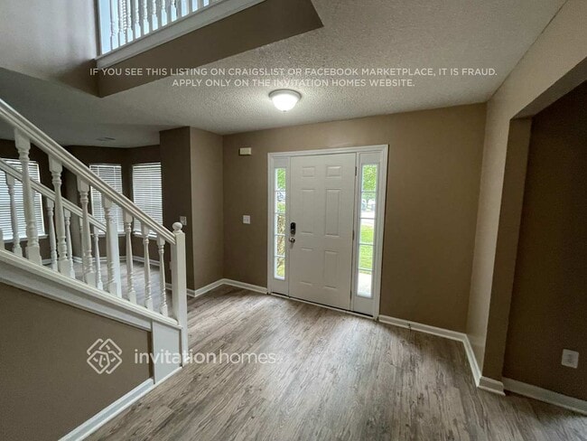 Building Photo - 3785 Tor Way