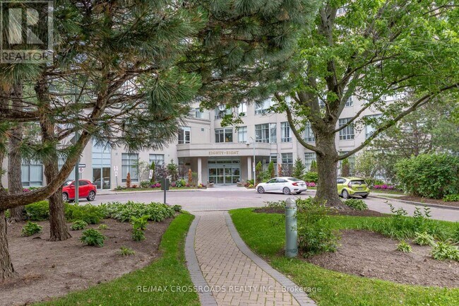 Photo du bâtiment - 88 Corporate Dr