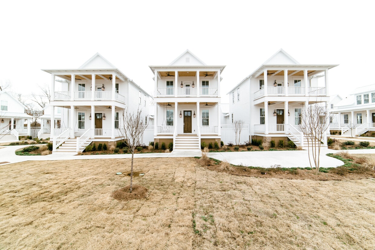 Building Photo - 2101 Loretta Parker Lane