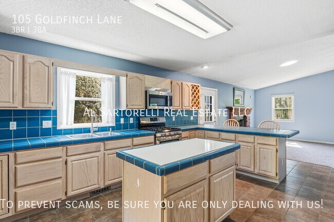 Foto del edificio - 105 Goldfinch Ln
