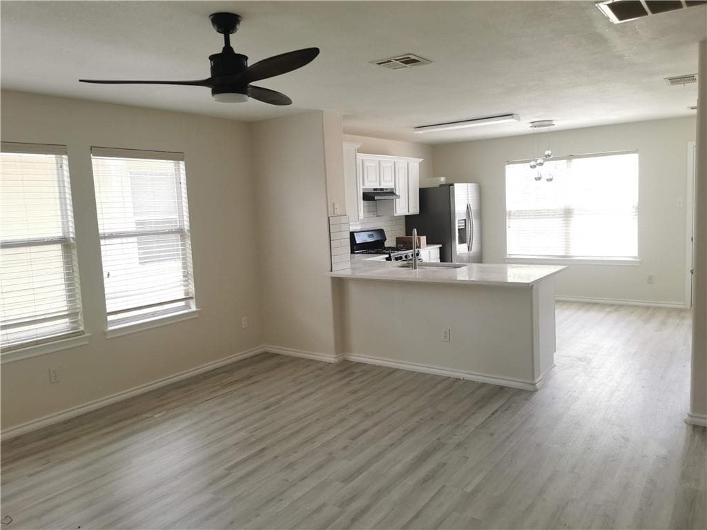 Foto principal - 3207 Barksdale Dr