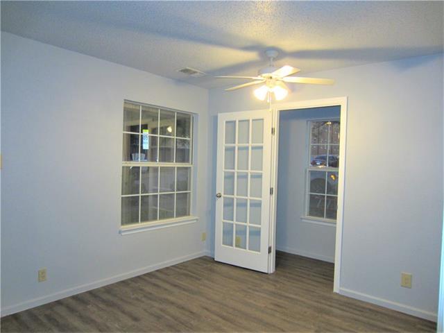 Foto del edificio - 501 Mounts Ave