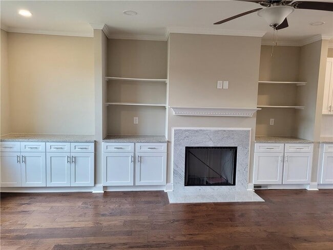 Foto del edificio - 4890 Wil Ray Ln