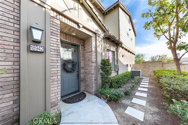 Foto del edificio - 18942 Northern Dancer Ln