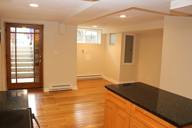 Building Photo - 1464 Newton St NW