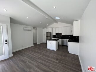 Building Photo - 12512 Rubens Ave