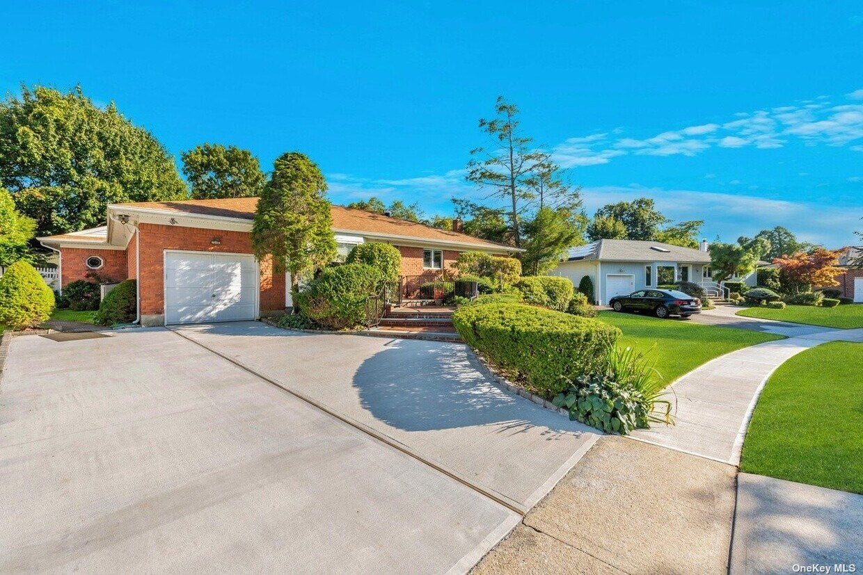 Foto principal - 14 Birchwood Park Crescent