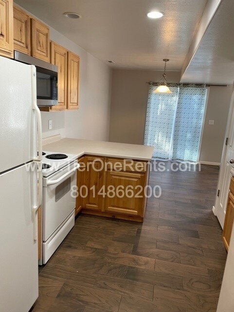 Building Photo - NO DEPOSIT option available for qualified ...