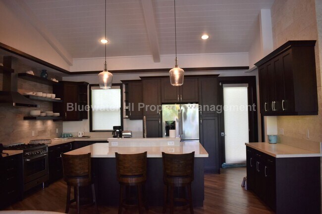 Building Photo - Furnished Kailua 4/3.5 Home w/ separate Co...